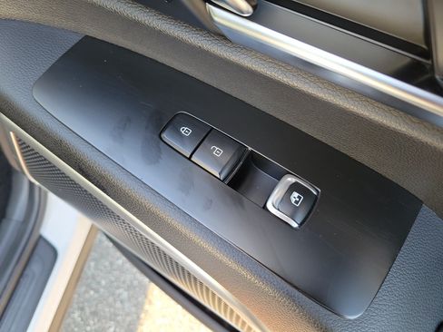 Certified 2022 Kia Telluride EX w/ EX Premium Package FWD image 10