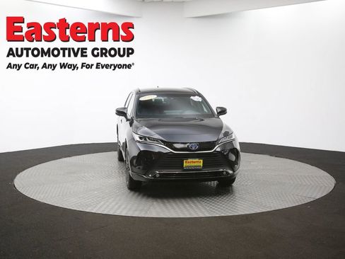 Used 2023 Toyota Venza Nightshade AWD/4WD image 50