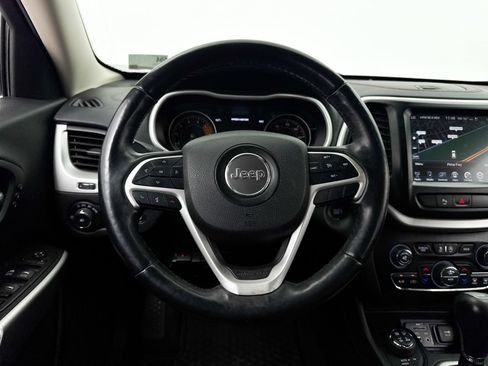 Used 2018 Jeep Cherokee Trailhawk w/ Quick Order Package 27L AWD/4WD image 5