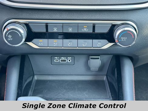 Used 2025 Nissan Altima 2.5 SR image 10