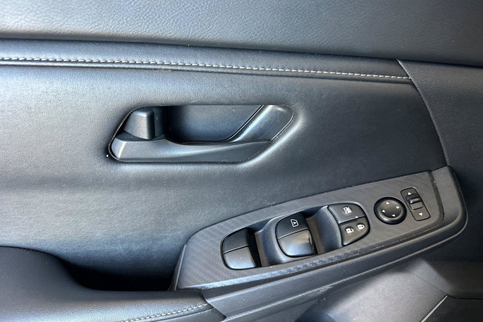 Certified 2024 Nissan Sentra S FWD image 11