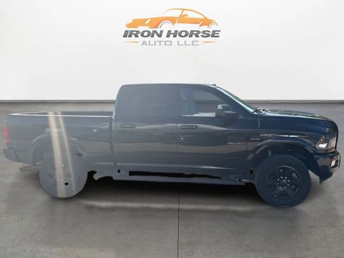 Used 2018 RAM 2500 Big Horn w/ Sport Appearance Group AWD/4WD image 4