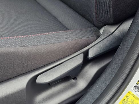 New 2026 Toyota Prius Plug-In Hybrid FWD image 22
