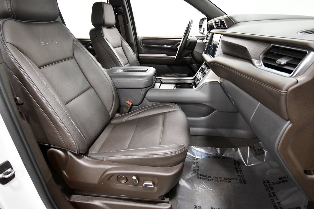 Used 2022 GMC Yukon Denali AWD/4WD image 18