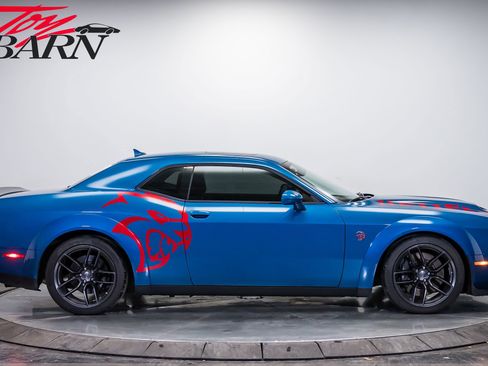Used 2023 Dodge Challenger SRT Hellcat image 6