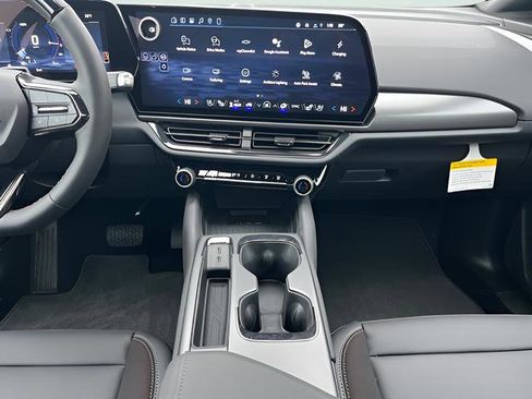 New 2026 Chevrolet Equinox EV RS w/ Active Safety Package 3 AWD/4WD image 24