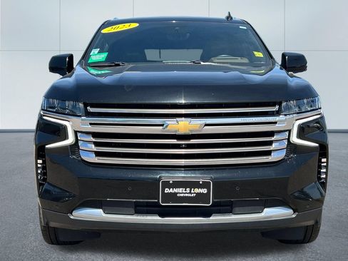 Used 2023 Chevrolet Tahoe High Country w/ Premium Package 2 AWD/4WD image 3