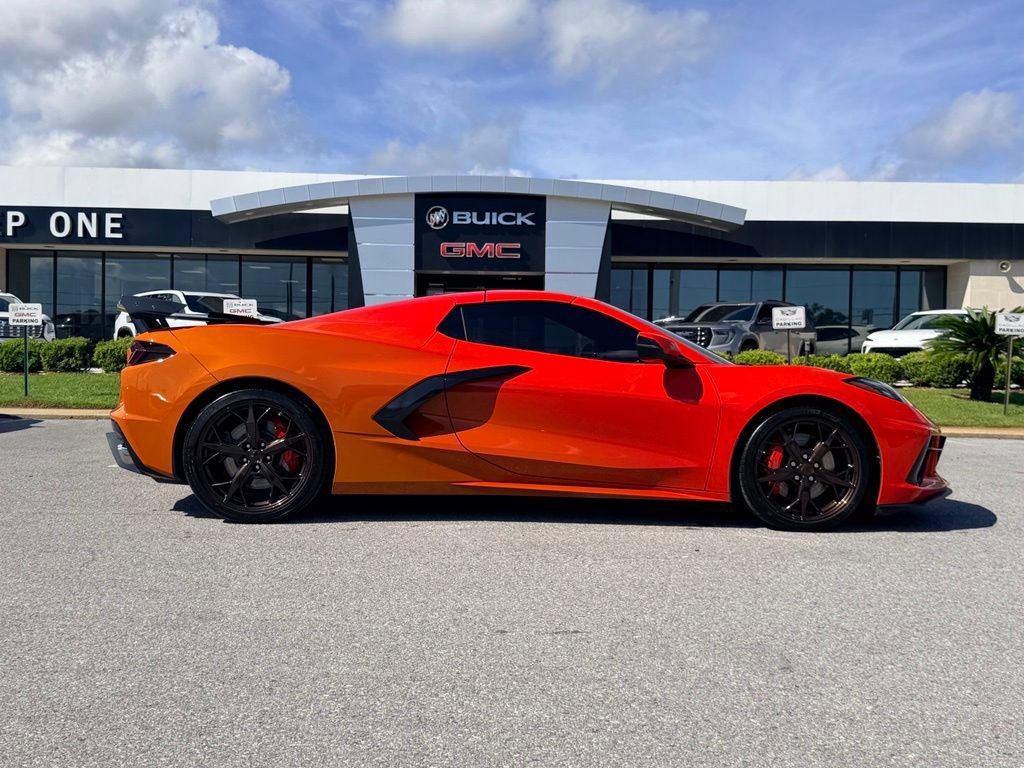 Used 2021 Chevrolet Corvette Stingray Premium Conv w/ Z51 Performance Package RWD image 7