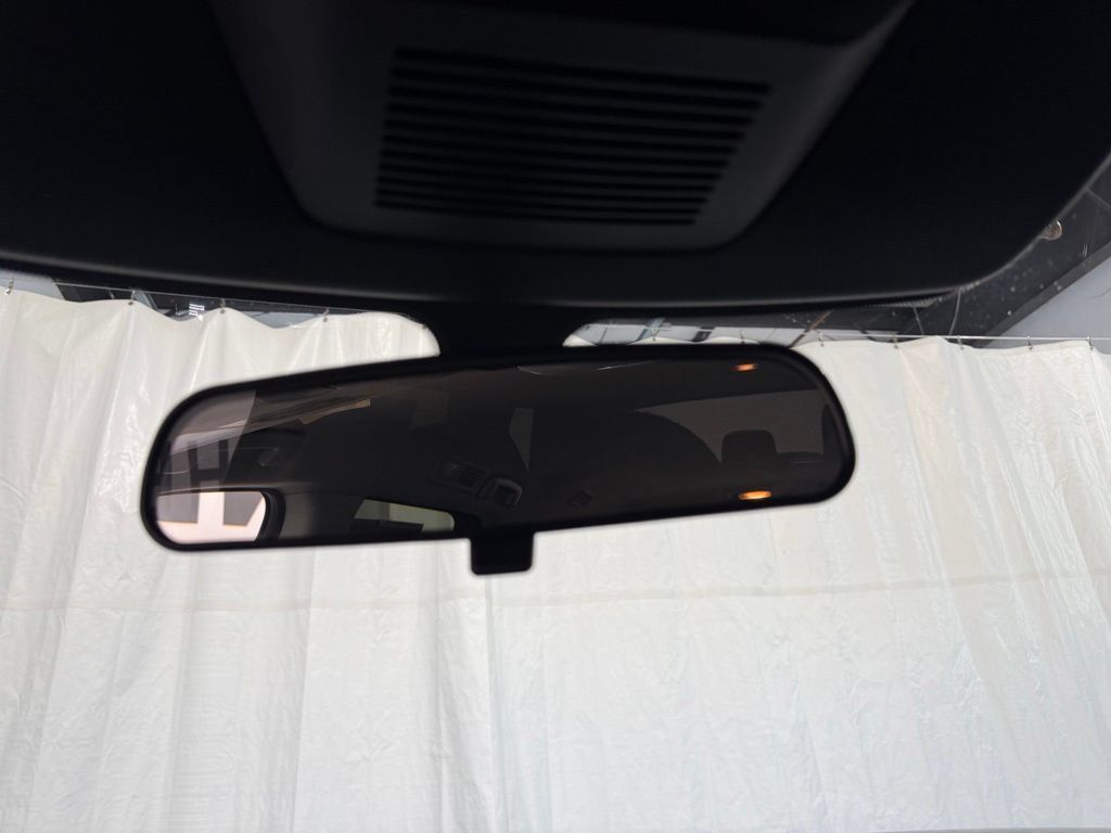 Used 2024 Nissan Pathfinder SV FWD image 24