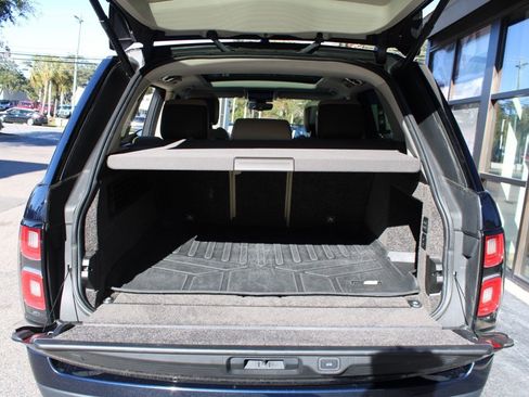 Used 2022 Land Rover Range Rover P525 Westminster Edition image 40