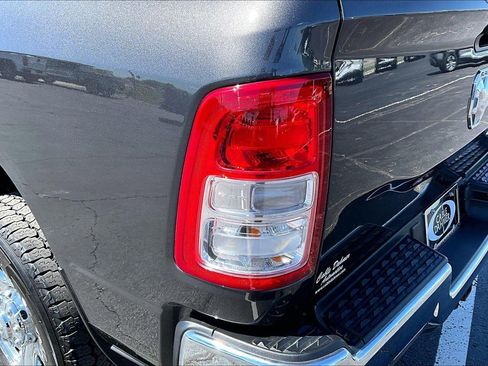 Used 2024 RAM 2500 Tradesman w/ Chrome Appearance Group AWD/4WD image 28