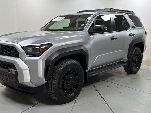 Certified 2025 Toyota 4Runner TRD Off-Road Premium image 1