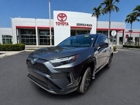 Used 2024 Toyota RAV4 XSE AWD/4WD image 3