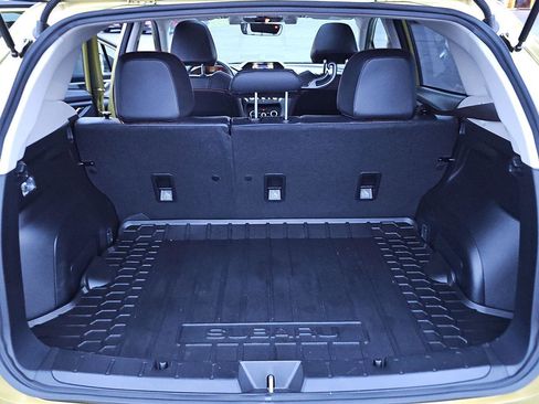 Used 2023 Subaru Crosstrek 2.5i Limited w/ Moonroof Package image 39