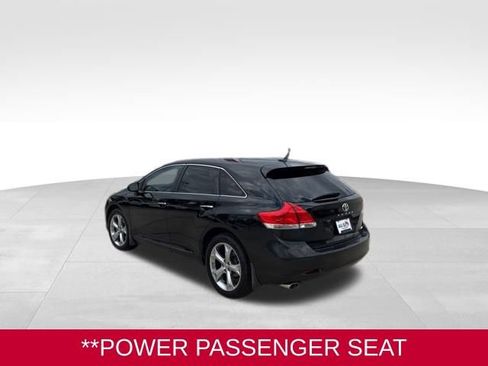 Used 2012 Toyota Venza Limited image 4