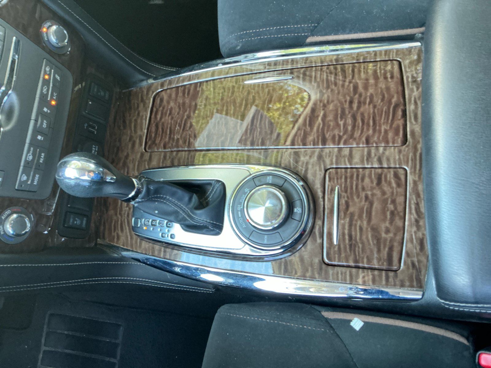 Used 2019 Nissan Armada SV w/ Driver Package AWD/4WD image 14