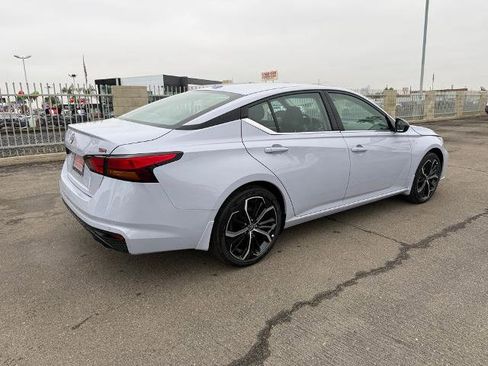 New 2025 Nissan Altima 2.5 SR image 6