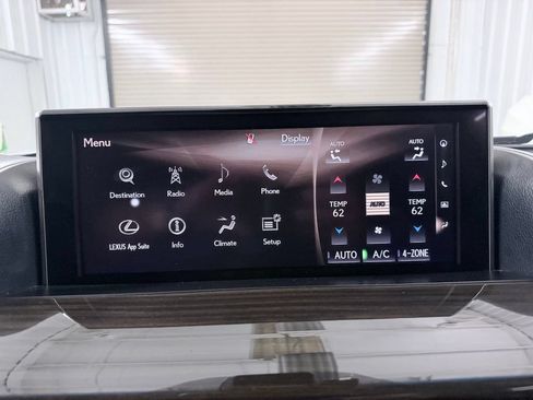 Used 2016 Lexus LX 570 4WD image 17