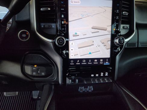 New 2025 RAM 2500 Big Horn image 12