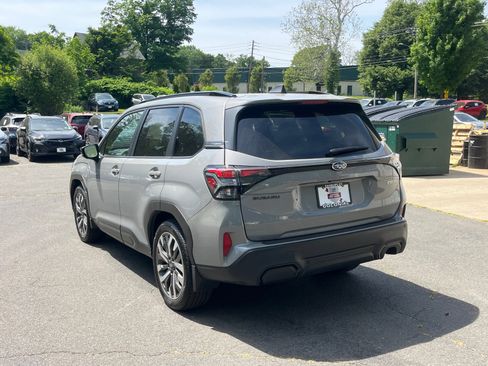 Certified 2025 Subaru Forester Touring AWD/4WD image 3