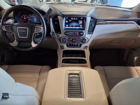 Used 2015 GMC Yukon Denali AWD/4WD image 18