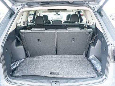 New 2026 Volkswagen Atlas SE FWD image 36