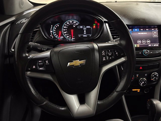 Used 2021 Chevrolet Trax LT w/ Midnight Edition FWD image 37