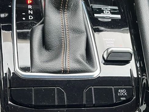 Used 2022 Jeep Compass Limited image 41