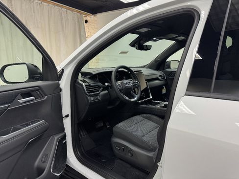 New 2026 GMC Acadia Elevation w/ LPO, Floor Liner Package image 22