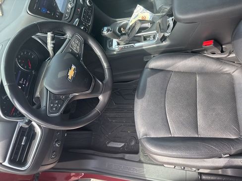 Used 2020 Chevrolet Equinox LT image 19