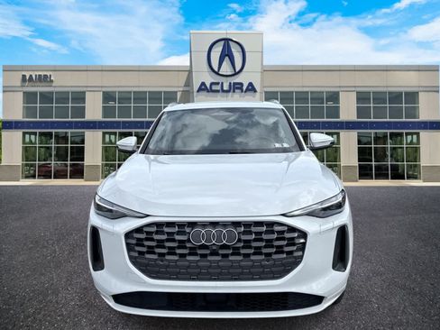 Used 2025 Audi Q5 Premium Plus AWD/4WD image 8