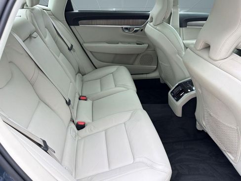 Certified 2023 Volvo S90 B6 Ultimate w/ Protection Package Premier AWD/4WD image 29