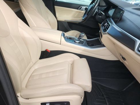 Used 2021 BMW X5 xDrive40i w/ Premium Package AWD/4WD image 16