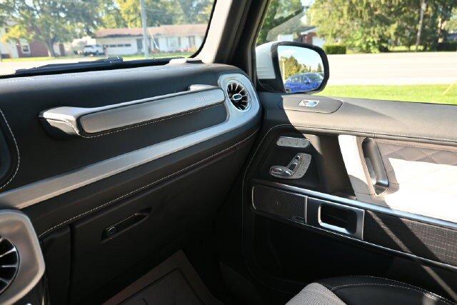 Used 2024 Mercedes-Benz G 550 image 30