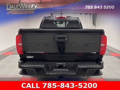 Used 2021 Chevrolet Colorado Z71 w/ Z71 Midnight Edition image 5