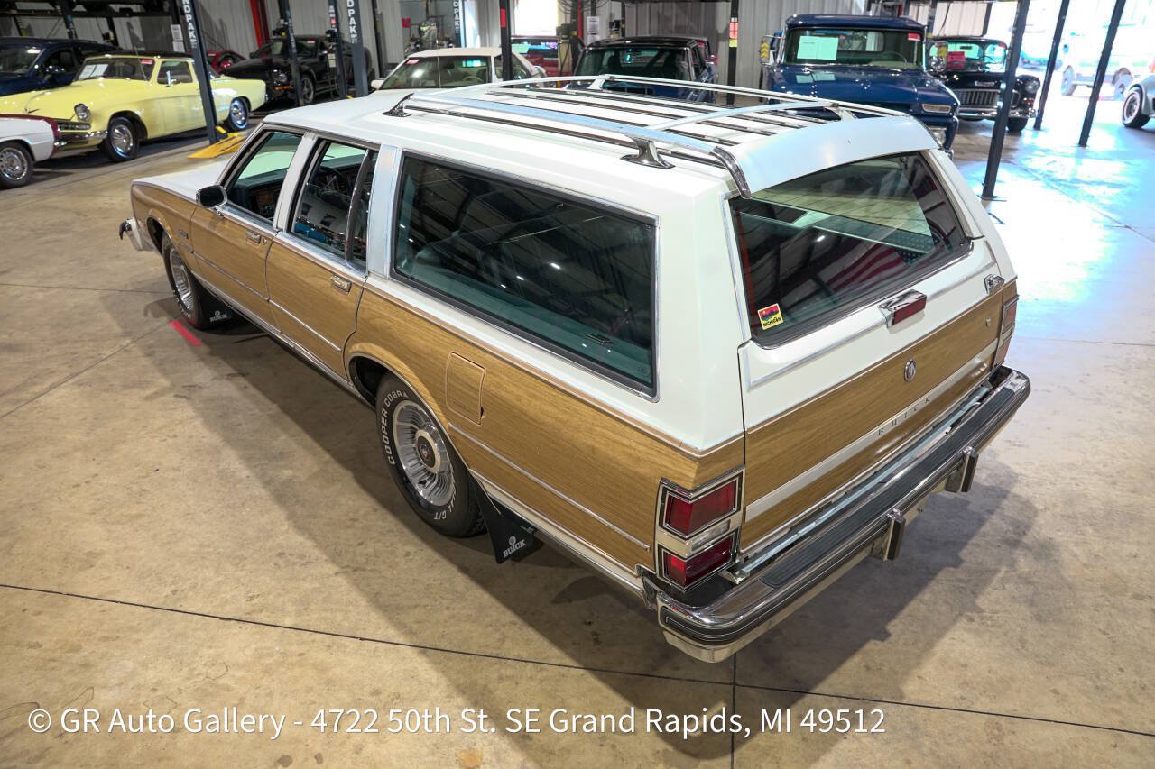 Used 1988 Buick Le Sabre Estate RWD image 16