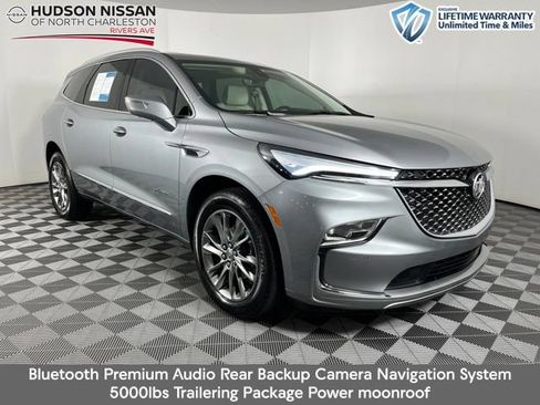 Used 2023 Buick Enclave Avenir w/ Avenir Technology Package FWD image 1