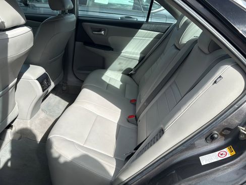 Used 2016 Toyota Camry XLE w/ Moonroof Package FWD image 15