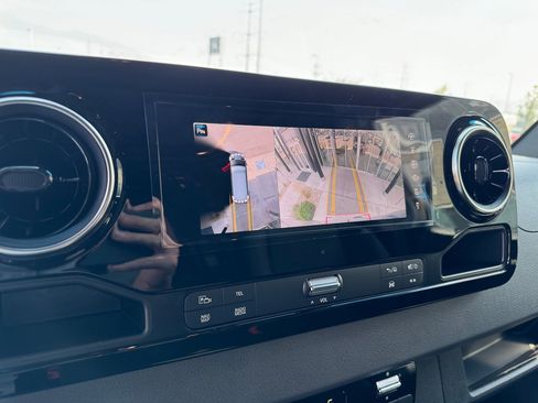 Used 2024 Mercedes-Benz Sprinter 144 Cargo image 20