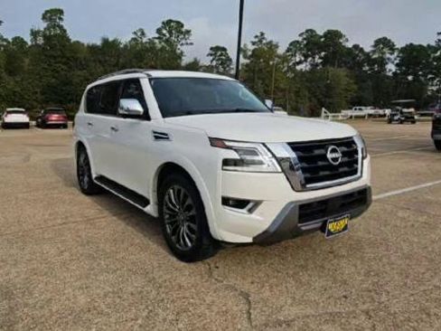 Used 2024 Nissan Armada Platinum w/ Captain's Chairs Package image 2
