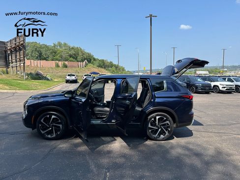Used 2022 Mitsubishi Outlander SE AWD/4WD image 39