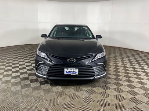 Used 2024 Toyota Camry LE image 24