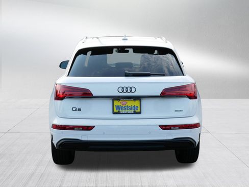 Used 2025 Audi Q5 2.0T Premium w/ Convenience Plus Package AWD/4WD image 6
