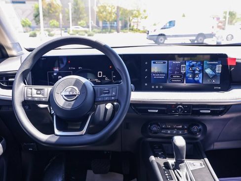 New 2026 Nissan Kicks SV w/ Cold Weather Package FWD image 22