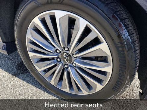 Certified 2025 INFINITI QX80 Sensory image 12