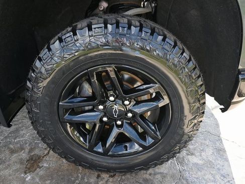 Used 2022 Chevrolet Silverado 1500 LT Trail Boss w/ Bed Protection Package image 11