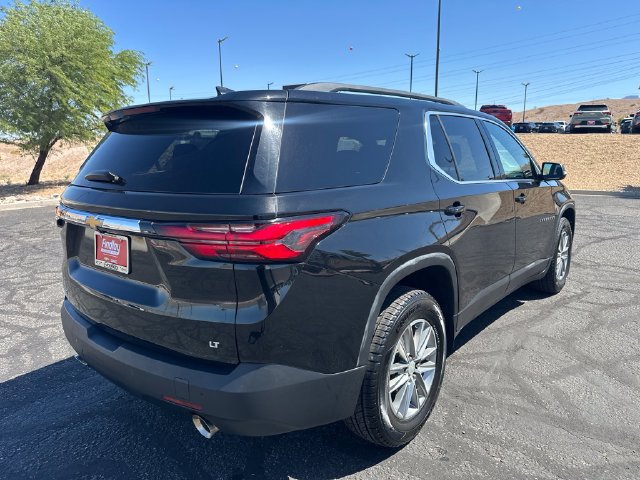 Used 2023 Chevrolet Traverse LT FWD image 3