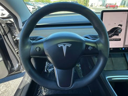 Used 2023 Tesla Model 3 Long Range AWD/4WD image 17