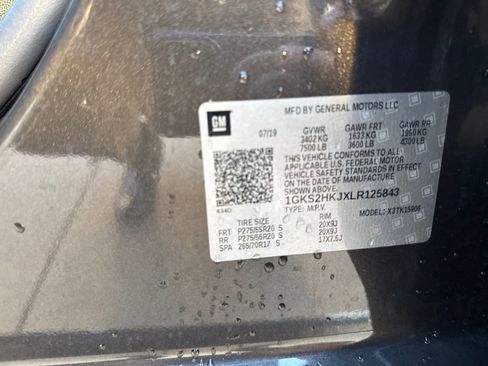 Used 2020 GMC Yukon XL Denali w/ Open Road Package image 31