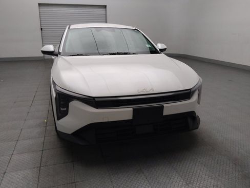 Used 2025 Kia K4 FWD image 14